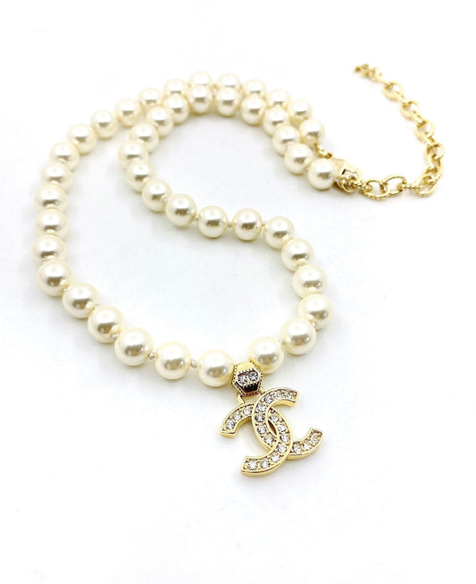 18K Chanel Diamonds Pearls Necklace