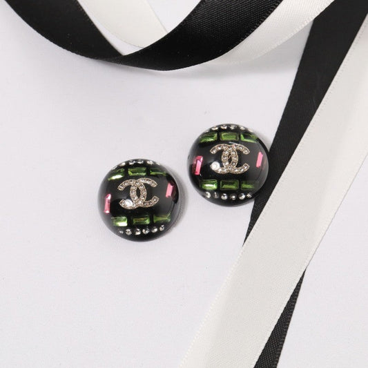 18K Chanel Black Round Earrings