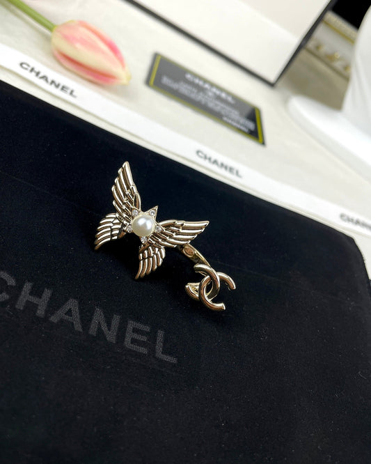 18K Chanel Butterfly Open Ring