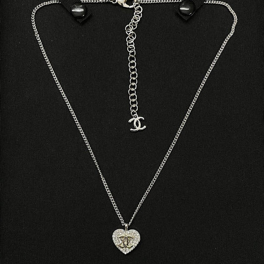 18K Chanel Diamond Heart Necklace