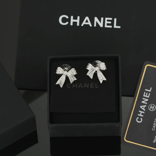 18K Chanel Bow Tie Diamond Earrings
