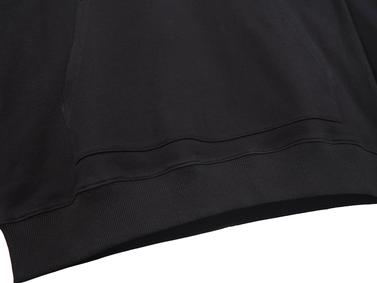 AMRI Hoodie Black