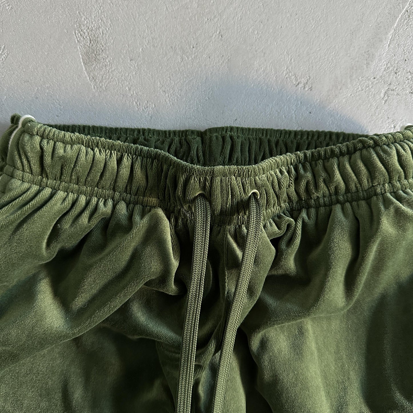 Corteiz Velvet Trackset Green