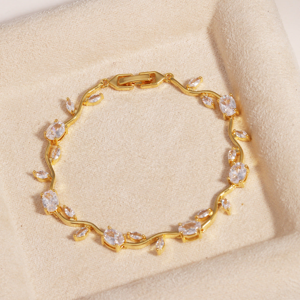 Nature-Inspired Vine Leaf Bracelet